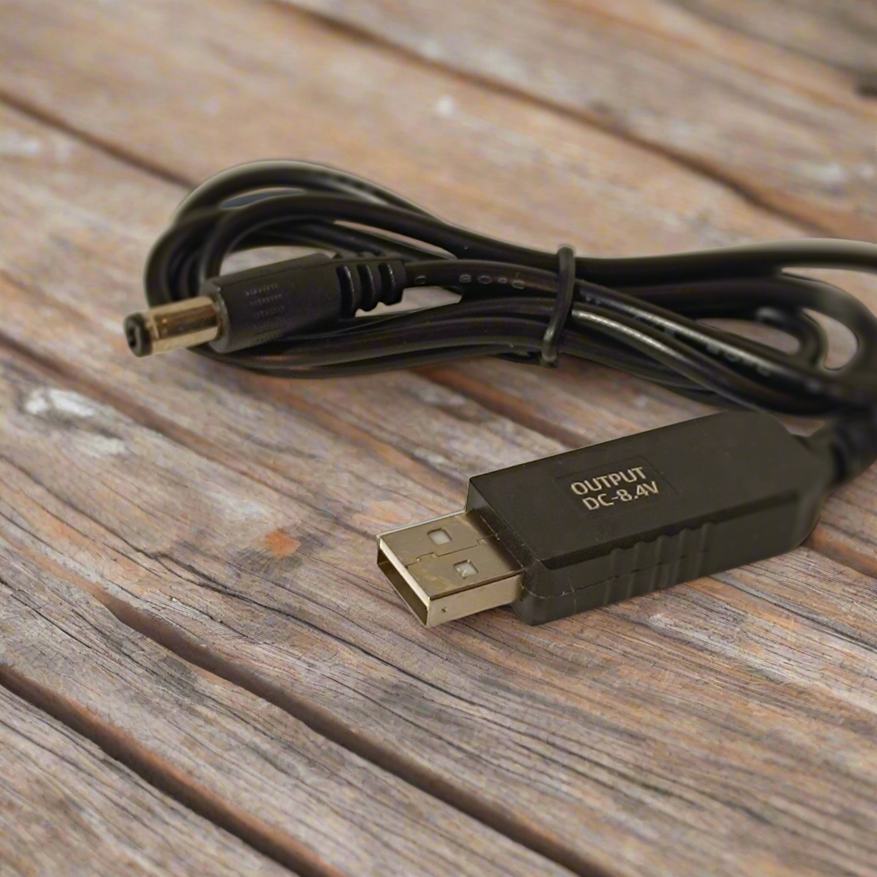 USB nabíjačka lítiových batérií 8,4V