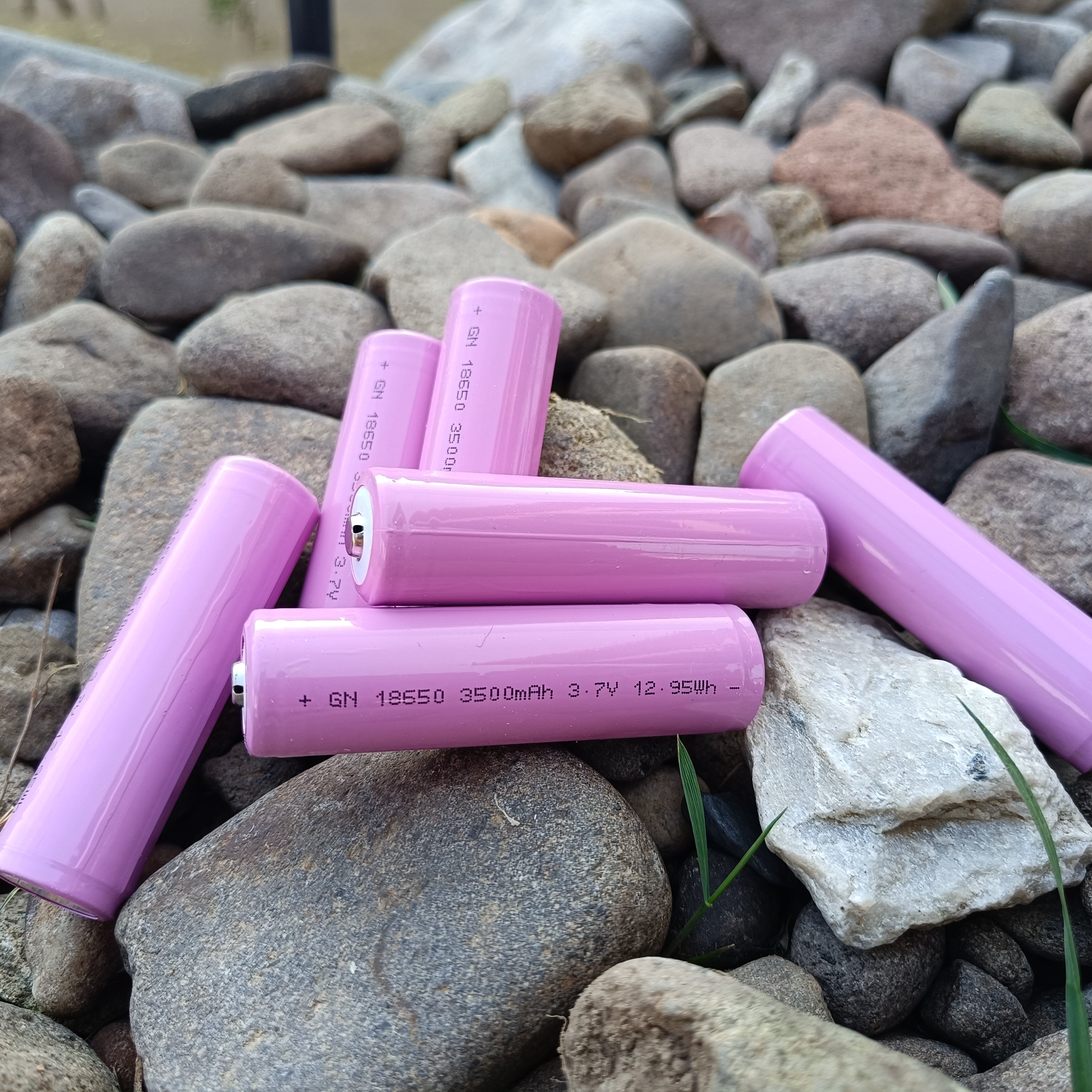 Magas kapacitású védett 18650 cella - 3500 mAh / 3,7V (garantált kapacitás)