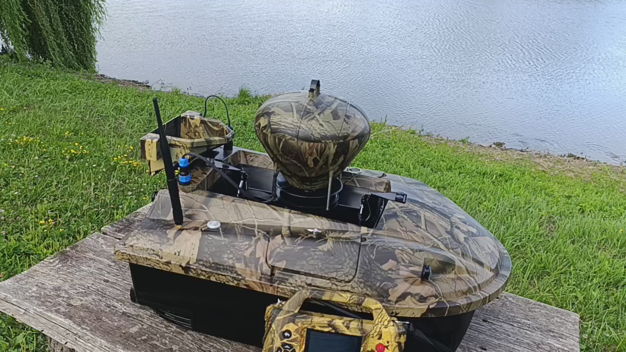 Profesionálna zavážacia loďka SharpCarp